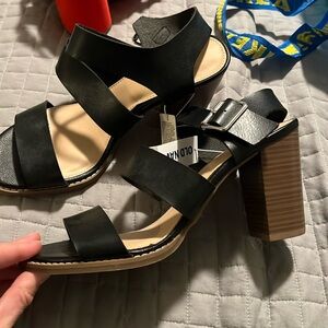 Old navy sandals